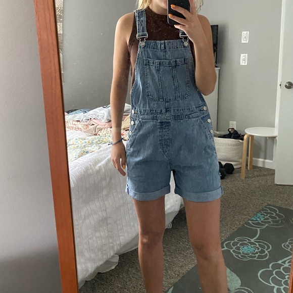 GAP Dresses & Skirts - Light wash overalls